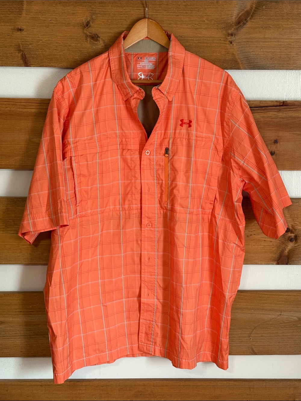 Under Armour Vibrant Orange Plaid Short Sleeve Button Down Heat Gear Men's 2XL